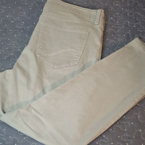 NYDJ Stylish Jeans size 12 Petite - Picture 1 of 6